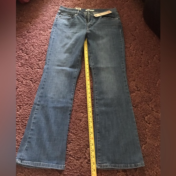 Levi’s Classic Bootcut - Picture 5 of 5